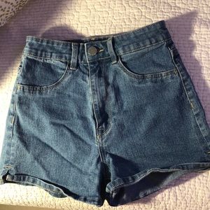 High Waisted H&M blue jean Denim shorts